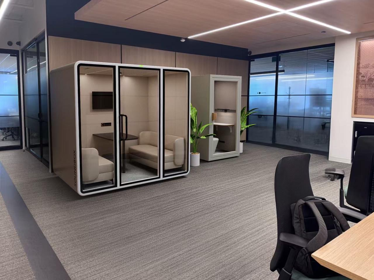 soundbox-canada-products.webp Soundbox VRT and Homepod acoustic pods at Soundbox Canada showroom