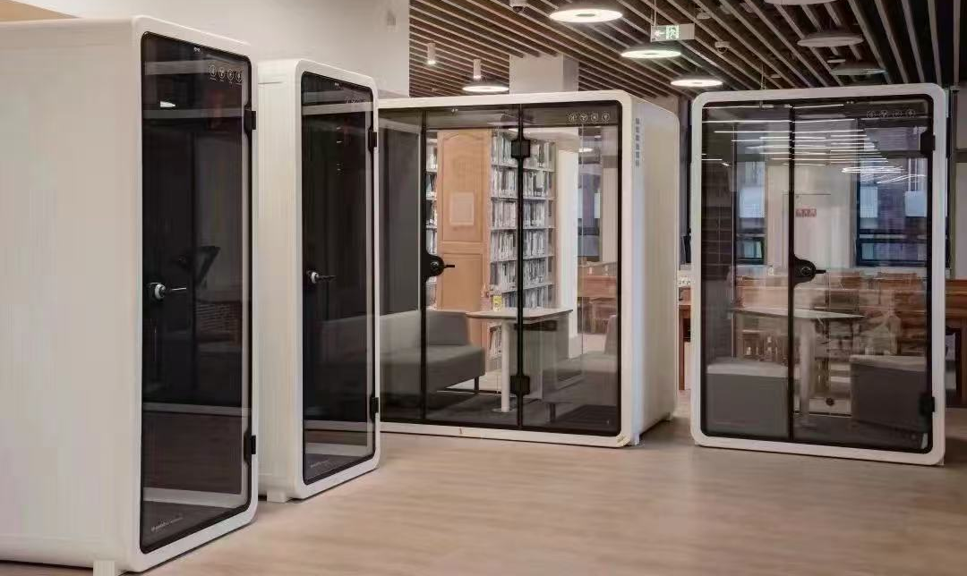 https://oss.soundbox-pod.com/markdown/library-silent-cabin_1766452470032.png