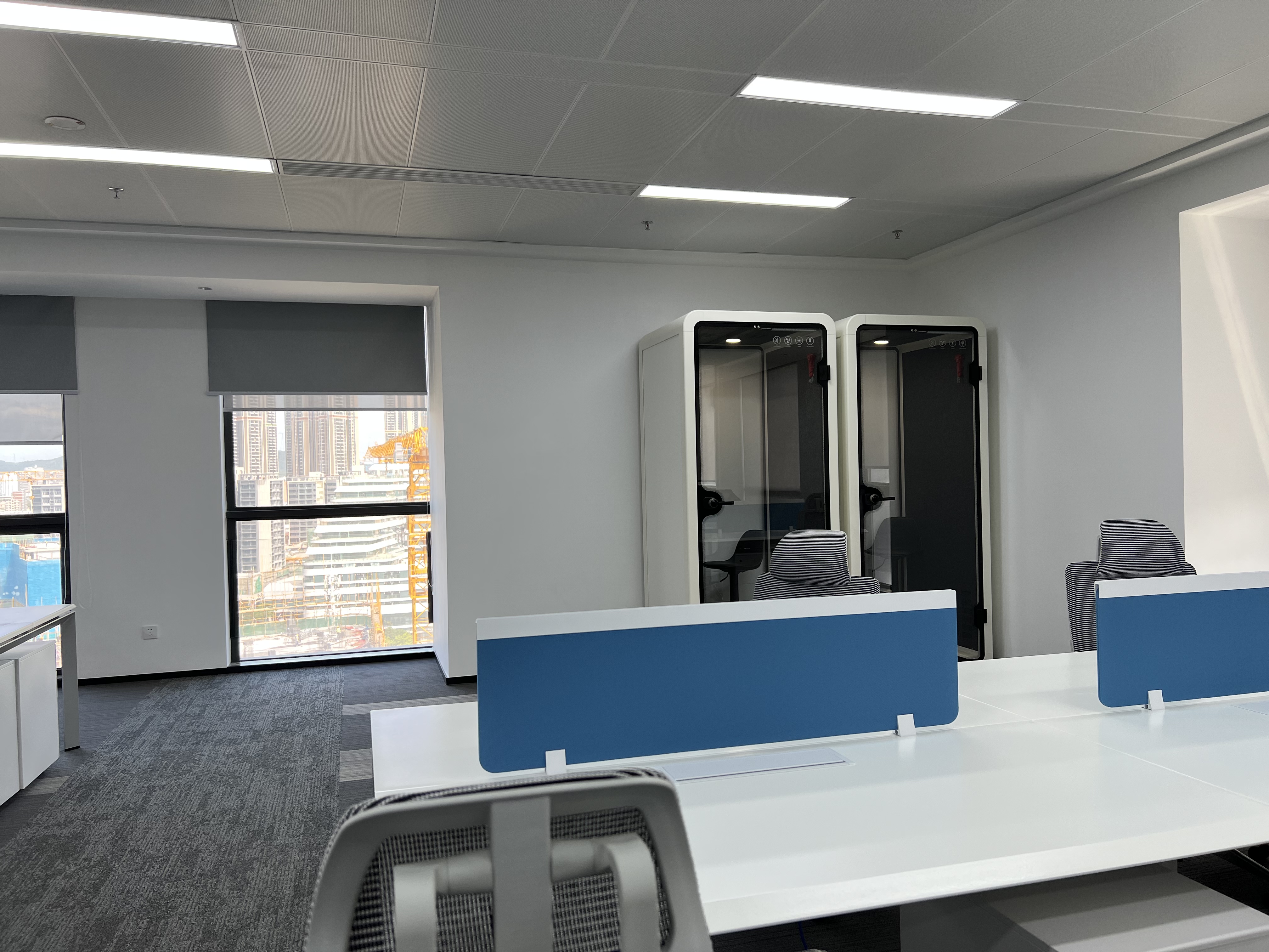 https://oss.soundbox-pod.com/markdown/office-single-person-telephone-booth_1766989655954.jpg