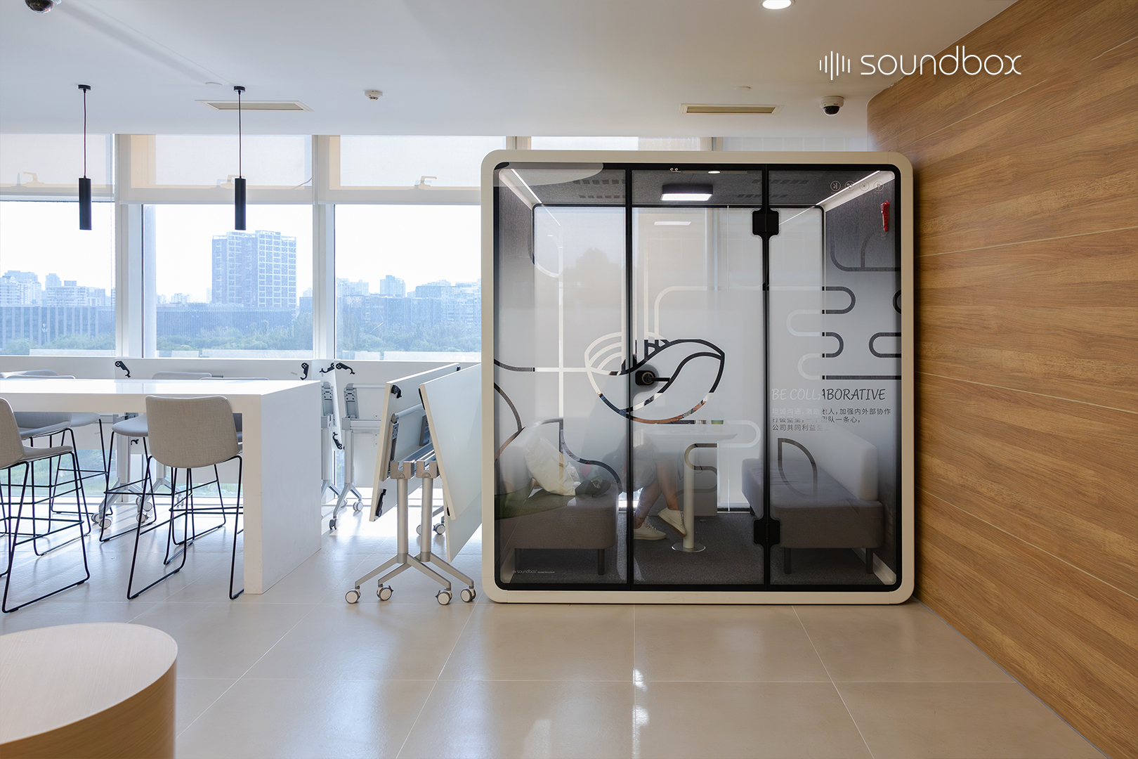 https://oss.soundbox-pod.com/markdown/silent-cabin-public-area_1766540077085.jpg